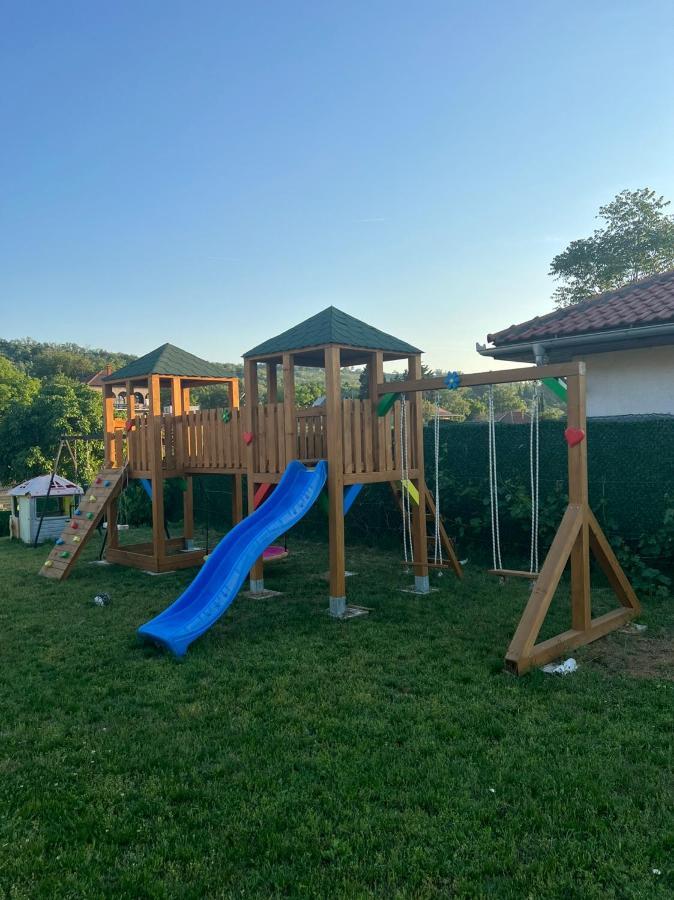Vila Lily Villa Smederevo Buitenkant foto
