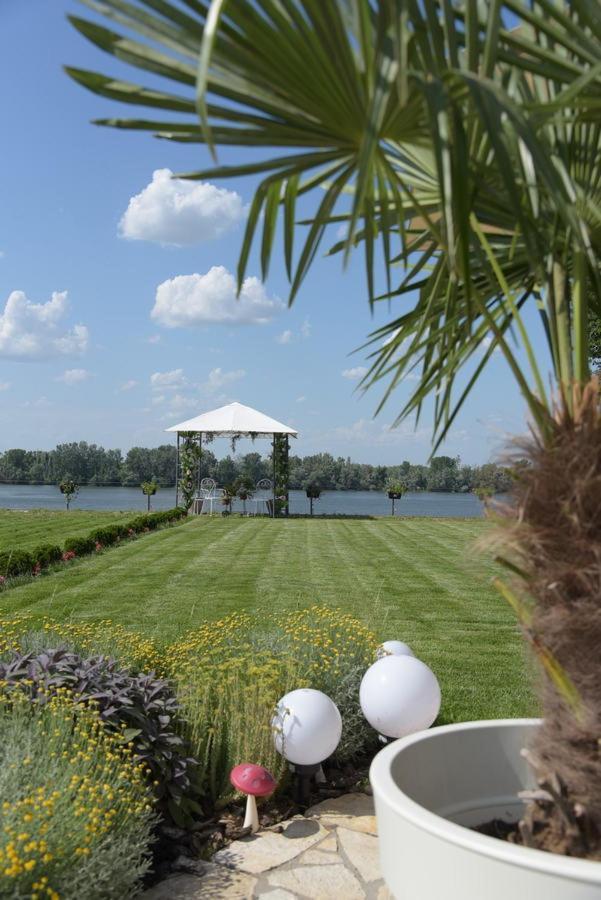 Vila Lily Villa Smederevo Buitenkant foto