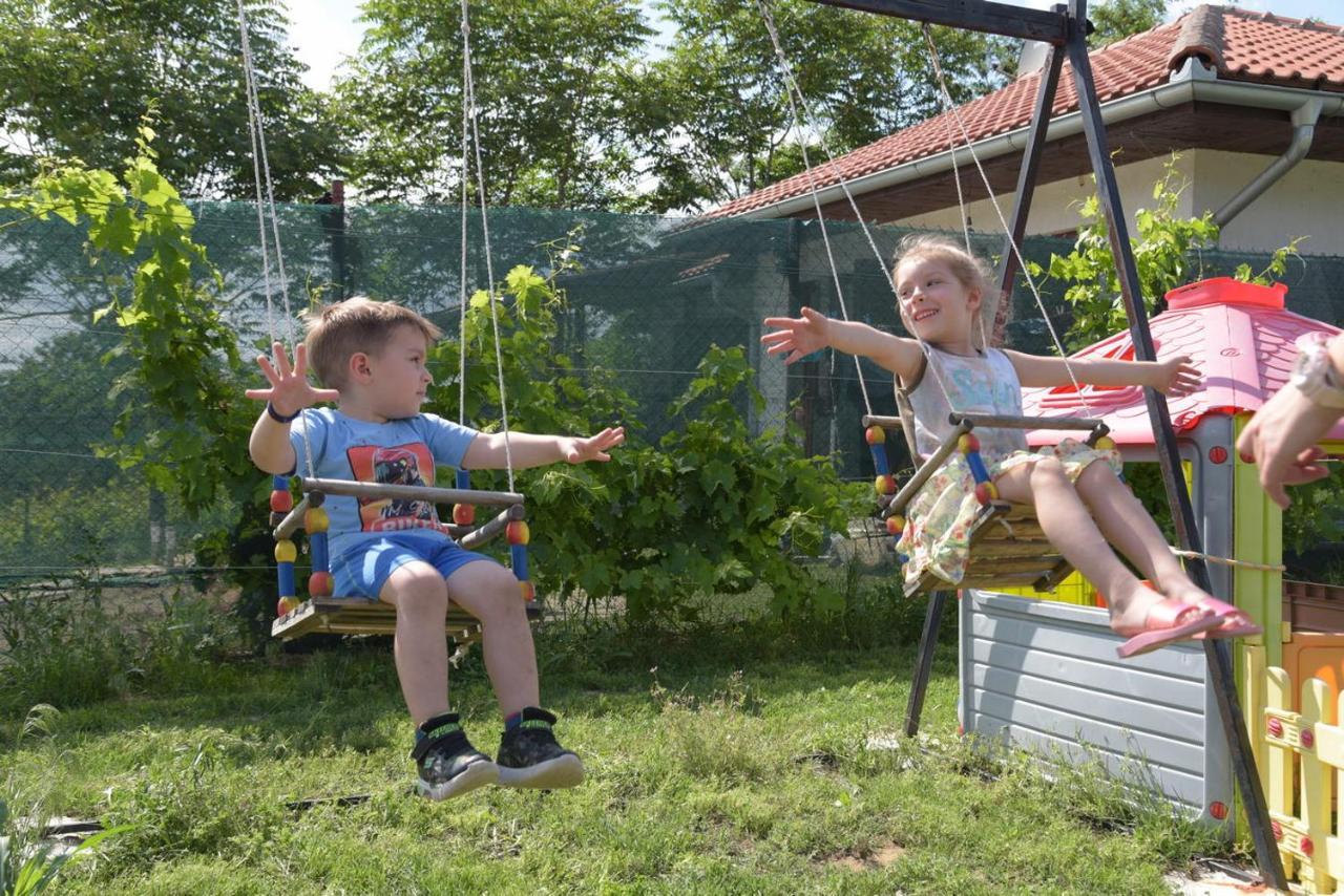 Vila Lily Villa Smederevo Buitenkant foto